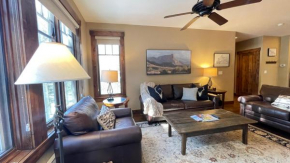 Cozy 2BR Breck Getaway Peaceful Balcony View Breckenridge